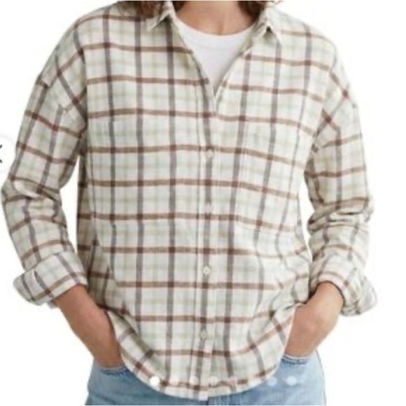 NWT Everlane flannel plaid button front boxy top - Picture 2 of 10